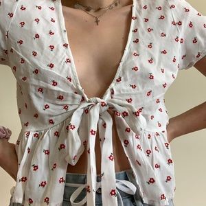 Flowy flowery top